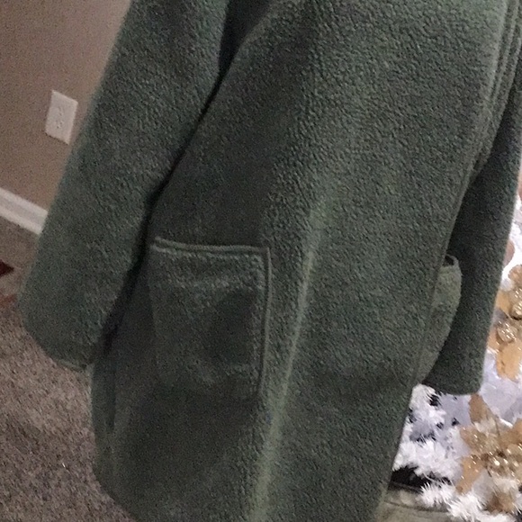 Warm Coat/jacket in OLIVE green - Picture 3 of 6